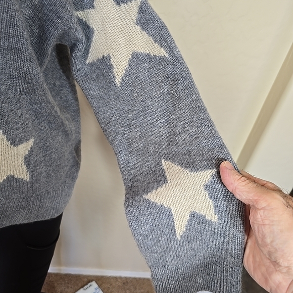 Zadig & Voltaire 100% Cashmere Markus C Star Sweater Grey Size XS Paris France - Picture 5 of 14